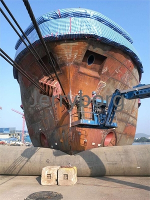 中国 海軍のエアバッグ 救助ポントン 浮遊船 打ち上げ