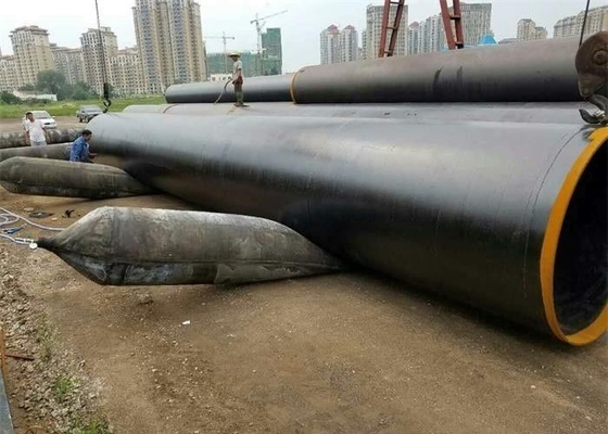 黒く膨脹可能な天然ゴムの海兵隊員の重い持ち上がるエアバッグ