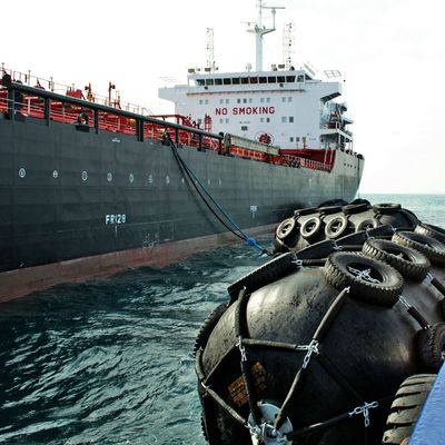 ボートの係留すばらしい伸縮性の海兵隊員のゴム製緩衝のためのABS CCS横浜フェンダー