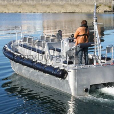 フェンダーの良い業績のWorkboatのための固体エヴァの泡が充填されたフェンダーは泡立つ