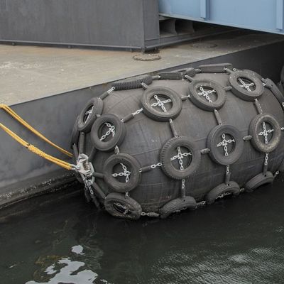 ボートの保護のための横浜空気のゴム製 フェンダーを浮かべるCCS