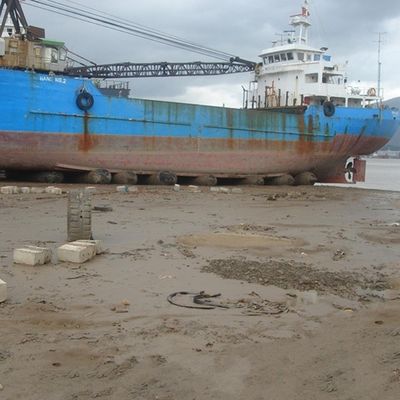 天然ゴムのローラーを進水させる船は海洋の浮遊ゴム製 エアバッグを中国製袋に入れる