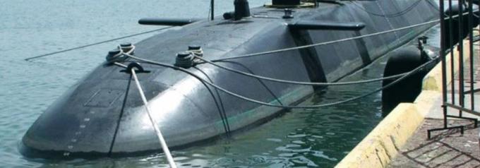 油圧空気圧式フェンダー